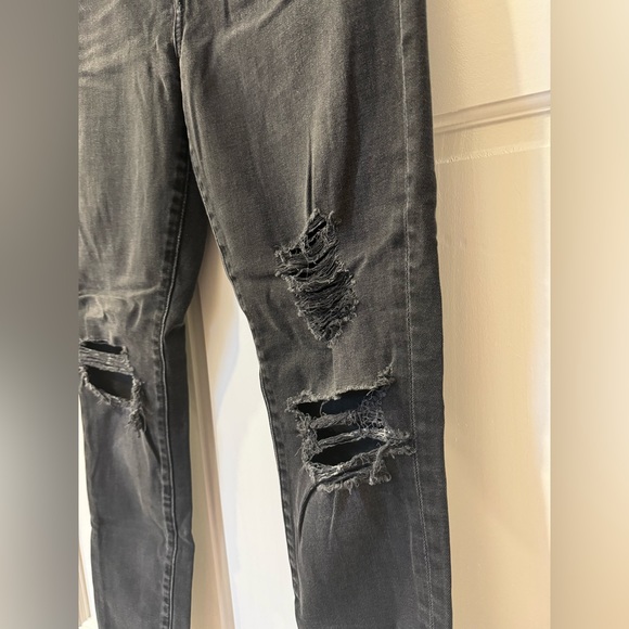 7 For All Mankind Women's Ankle Skinny Jeans Size 26 in Black Destroy - Picture 4 of 6